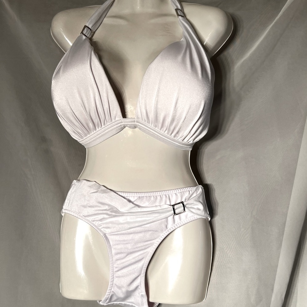 Women’s 2 piece